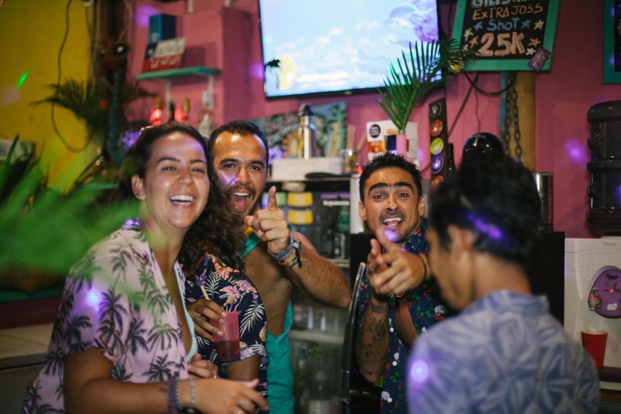 La Favela Hostel Gili Trawangan Kültér fotó
